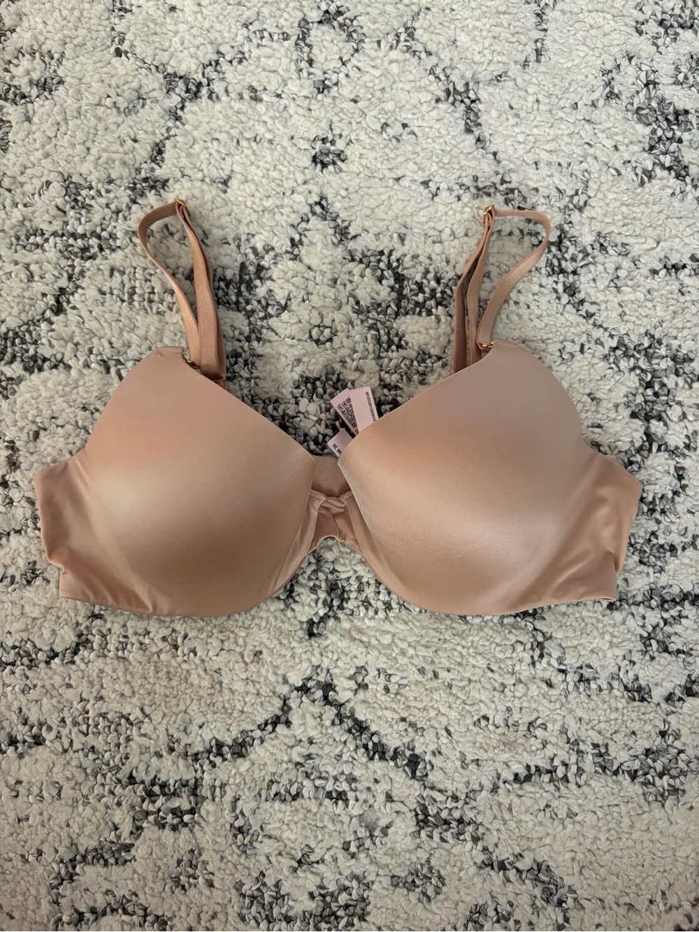 Seamless T-Shirt Bra in Beige
